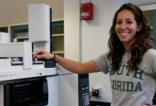 Snyder Operates Gas Chromatography-Mass Spectrometry Instrument